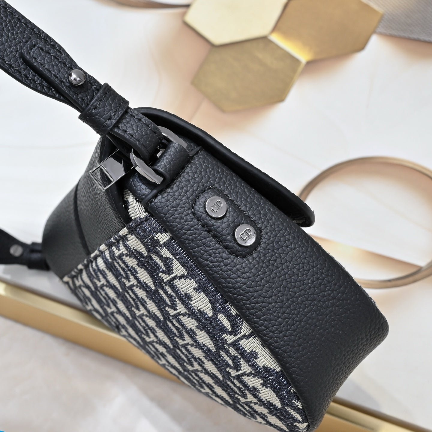 Bolso Dior Saddle Negro | Cartera de Lujo Moderna en Panamá - Image 3
