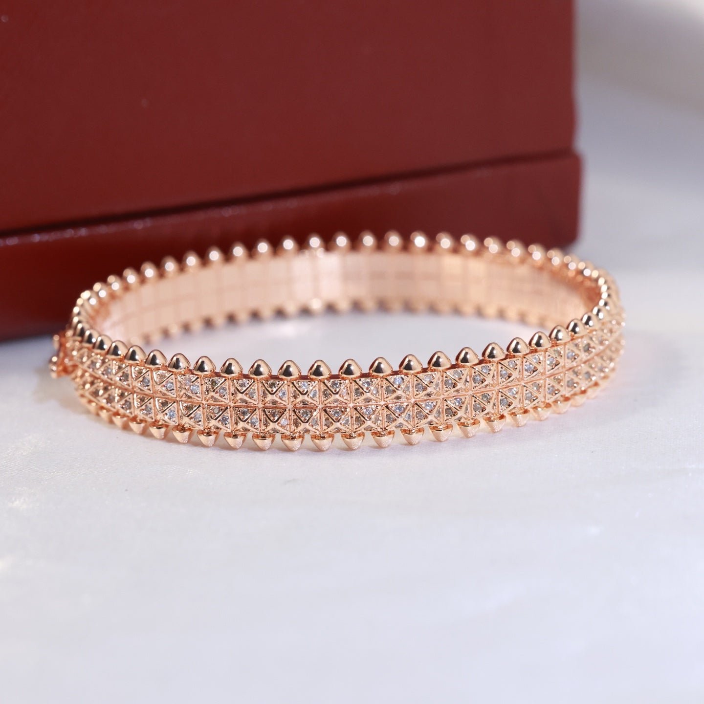 Brazalete Clash de Cartier | Pulsera de Lujo Alta Gama en Panamá - Image 7