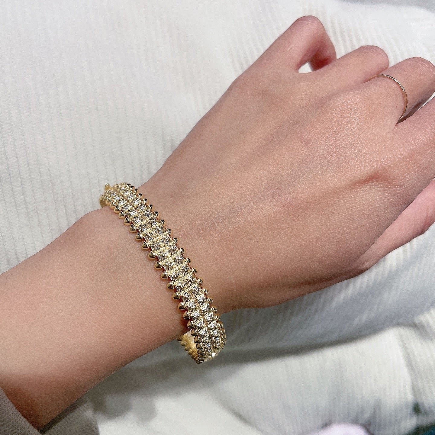 Brazalete Clash de Cartier | Pulsera de Lujo Alta Gama en Panamá - Image 8