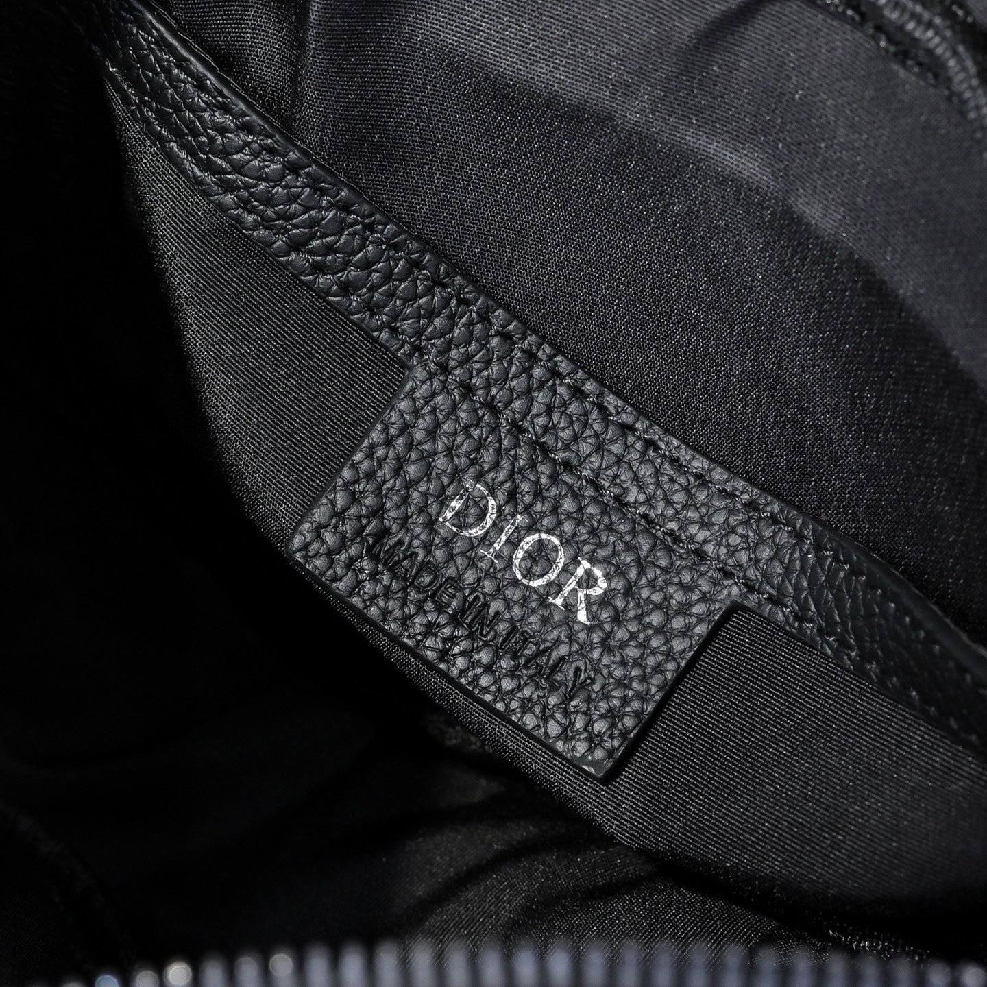 Bolso Dior Saddle Negro | Cartera de Lujo Moderna en Panamá - Image 7