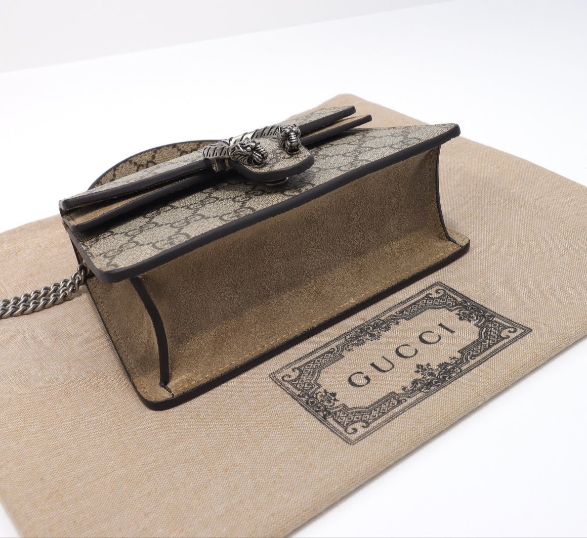 Gucci Dionysus Big Supreme GG – Edición Grande, Detalle de Cabeza de Tigre - Image 12