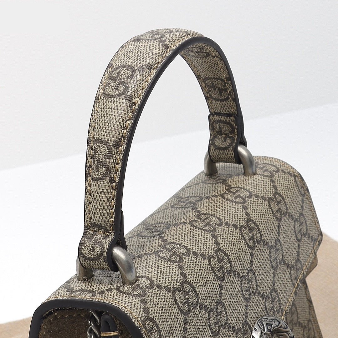 Gucci Dionysus Big Supreme GG – Edición Grande, Detalle de Cabeza de Tigre - Image 10
