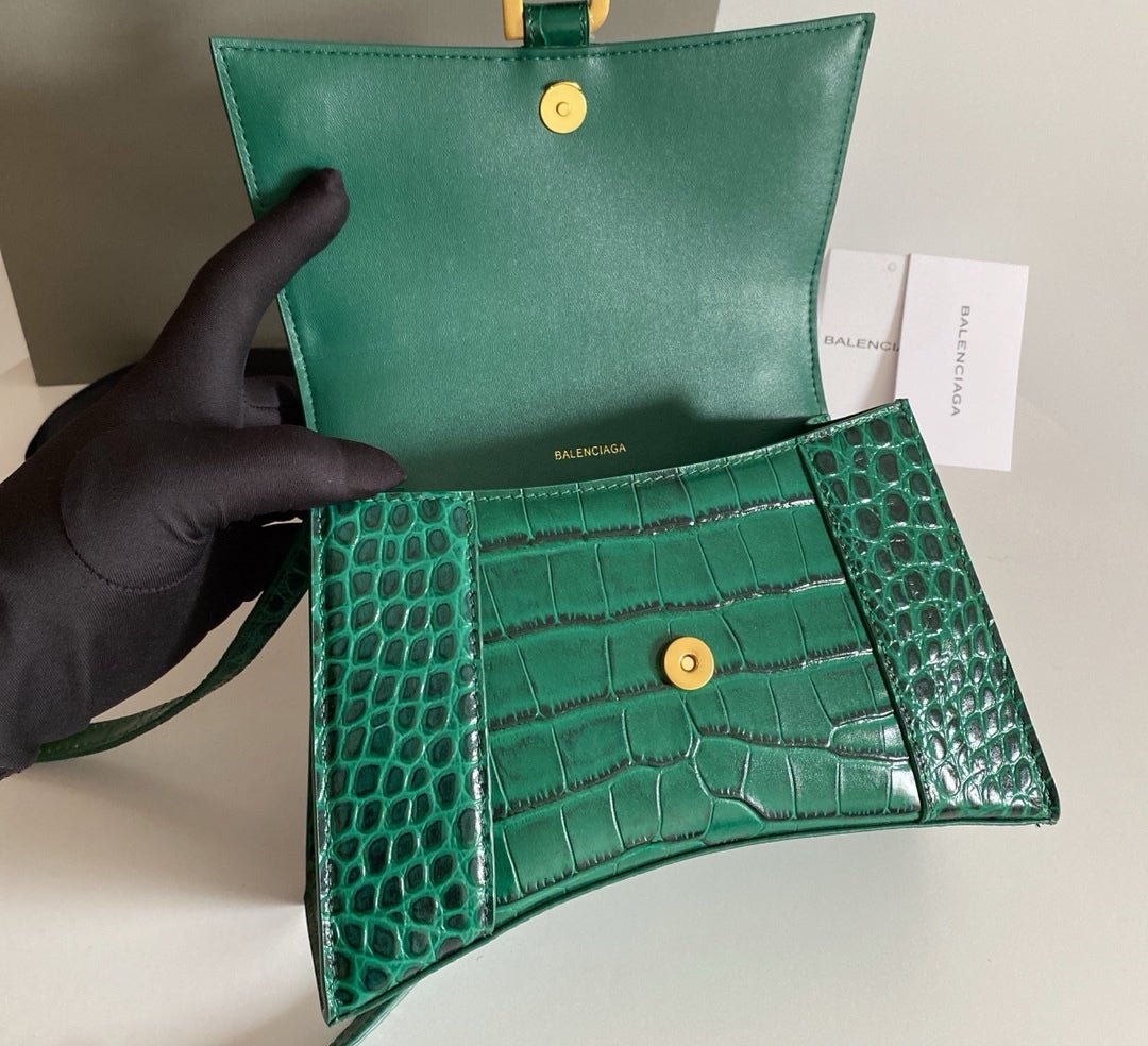 Balenciaga Hourglass Mini Croc Nude – Elegancia Texturizada en Tono Neutro - Image 8