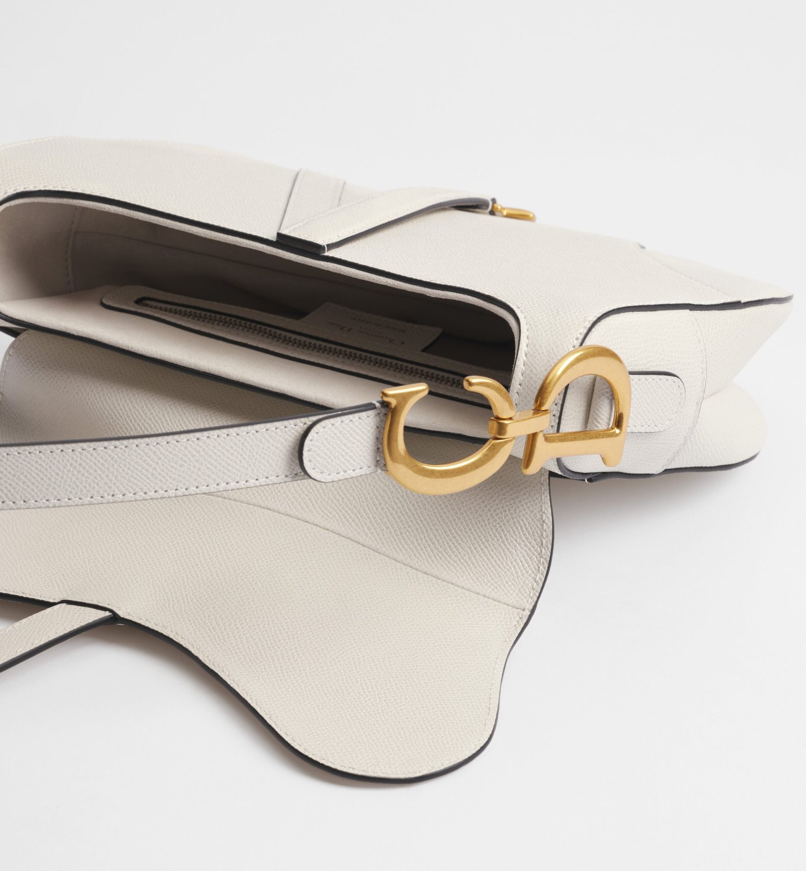 Bolso Dior Soft Saddle | Versión Flexible de Lujo en Panamá - Image 9